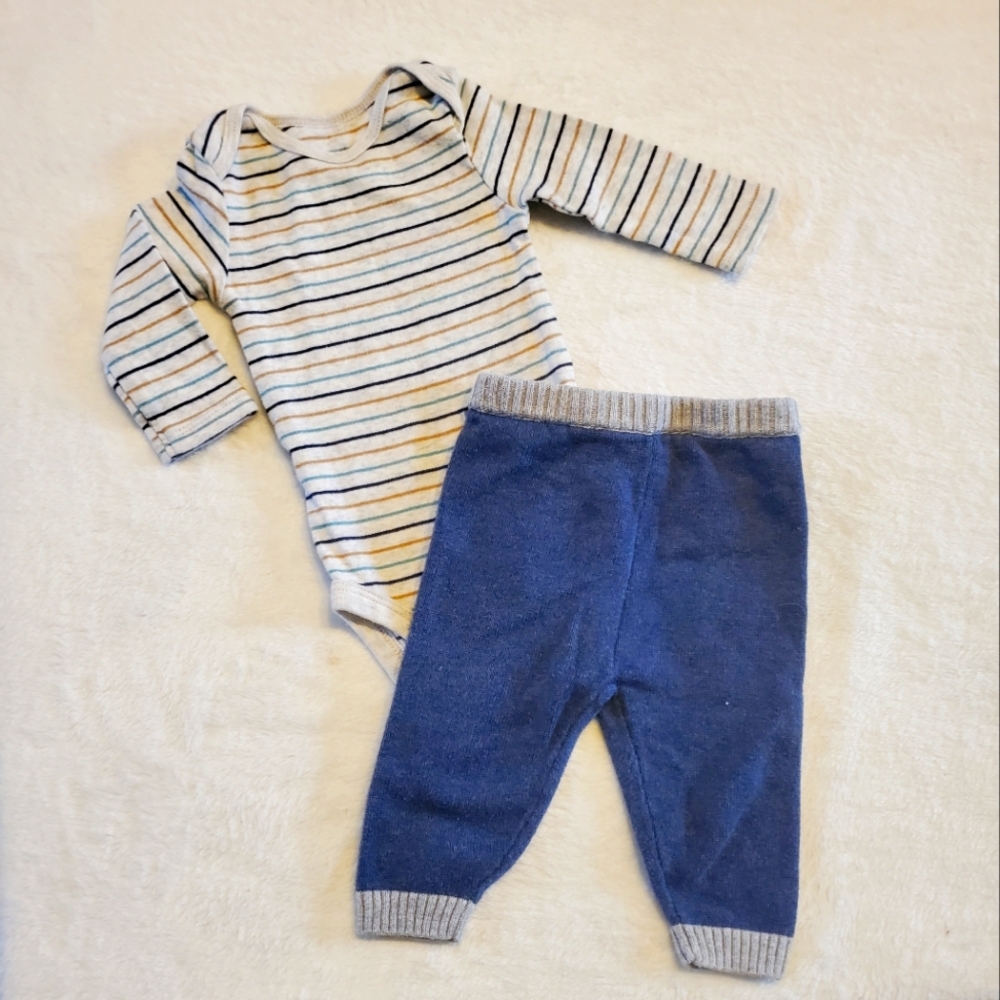 Cute outfit 0-3 months